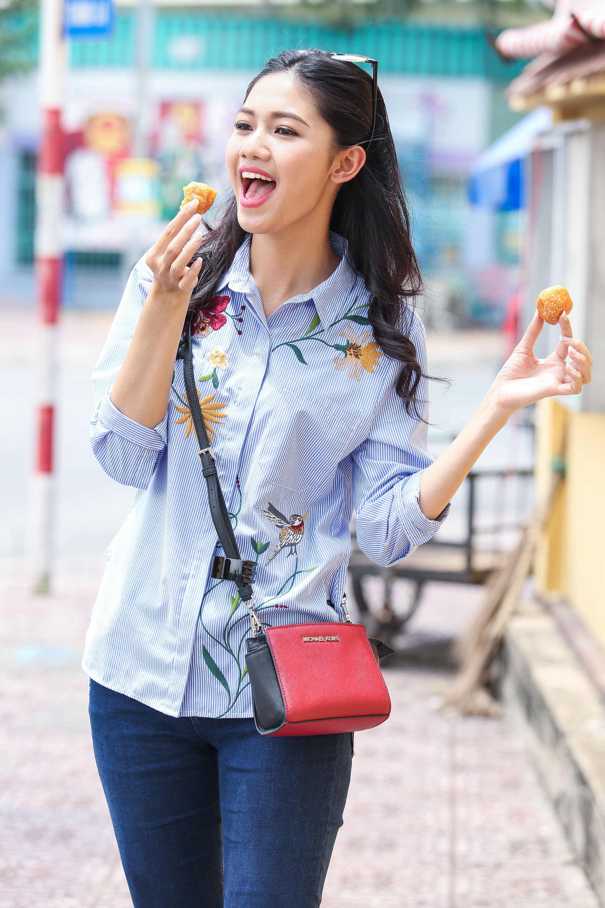 A hau Thanh Tu an qua vat le duong anh 7