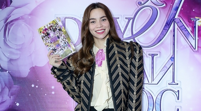 Ha Ho noi bat voi cay hang hieu trong su kien hinh anh