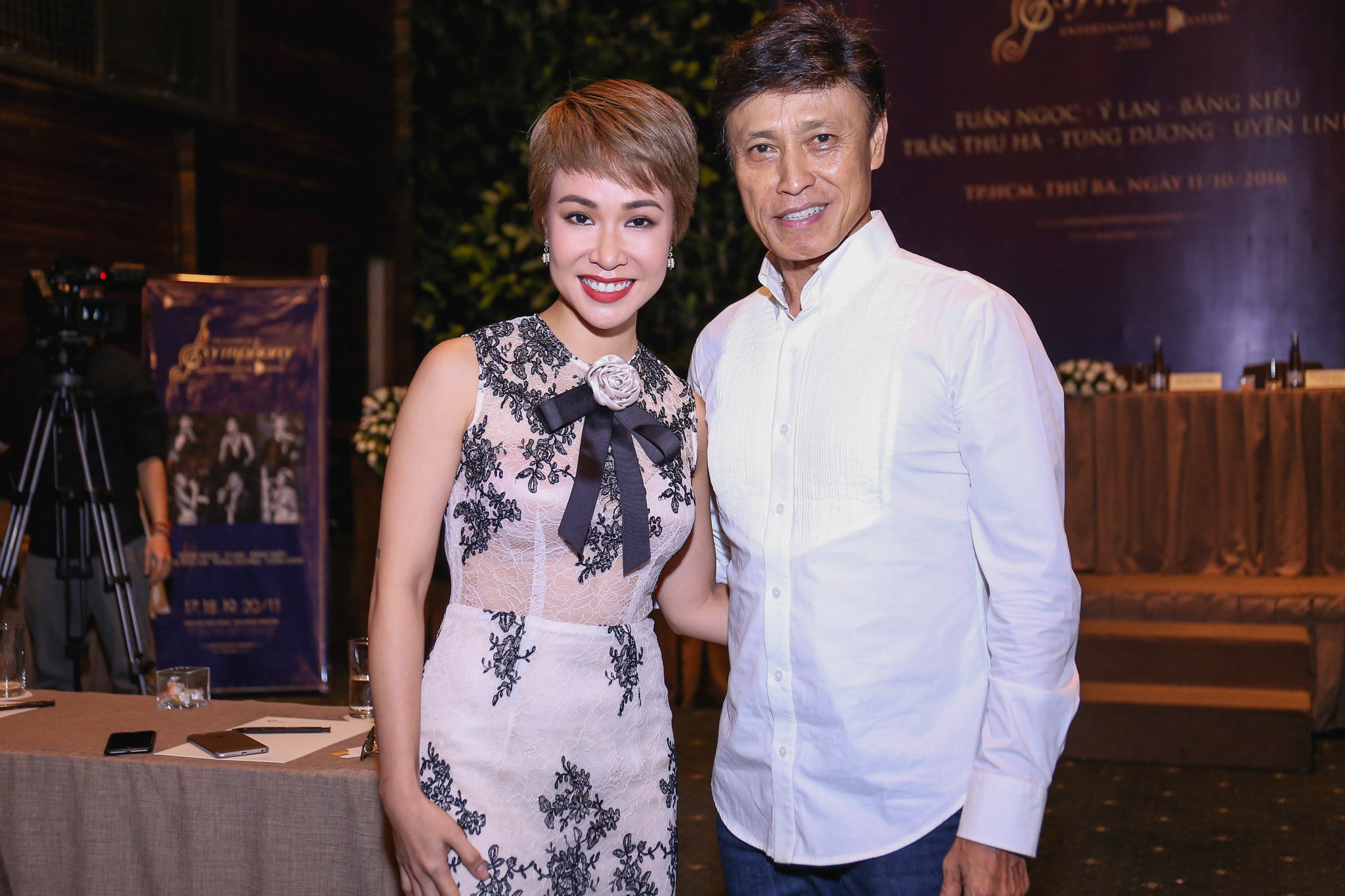 Uyen Linh nan ni duoc hat cung Tuan Ngoc anh 3