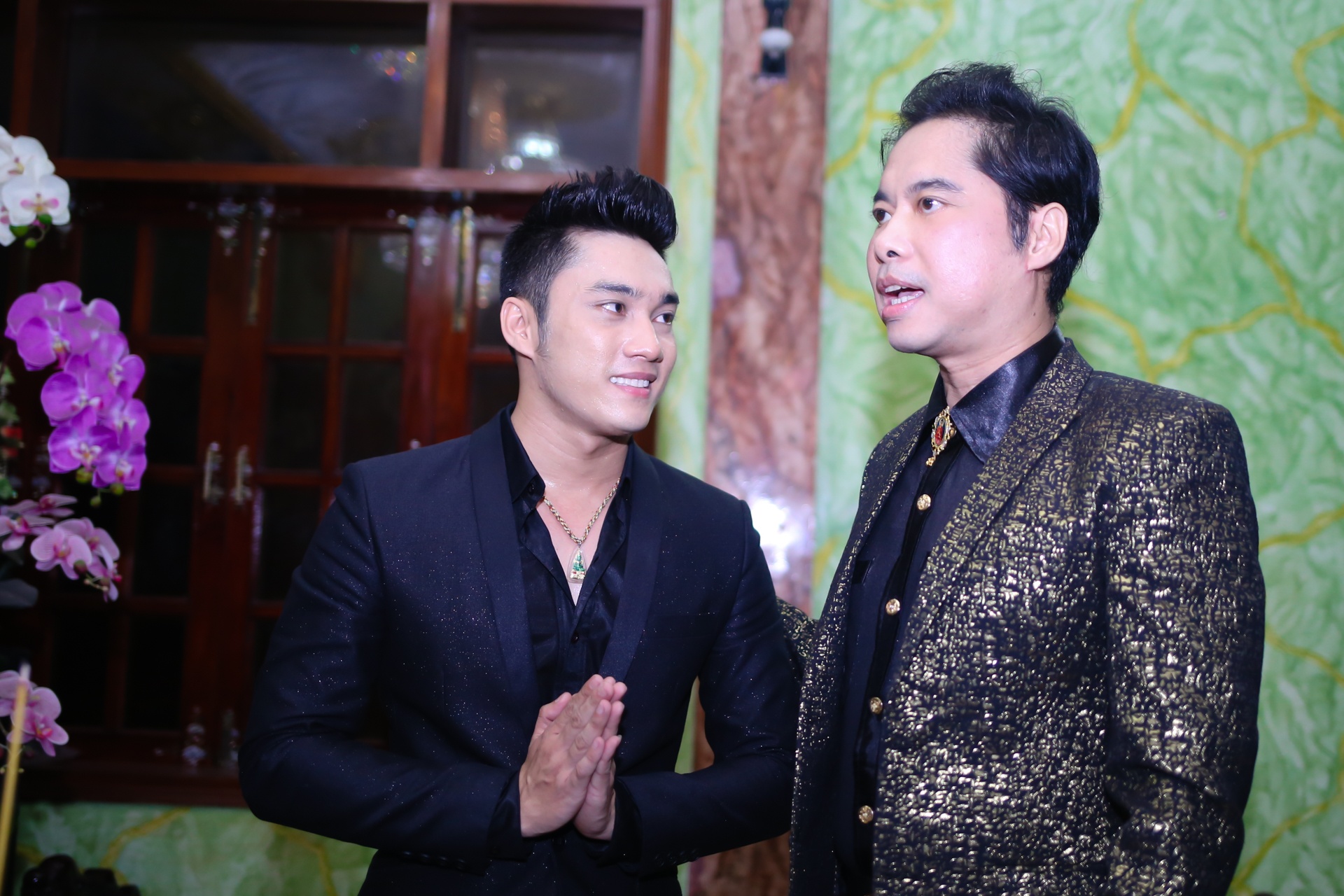 Ngoc Son nhan hoc tro anh 3