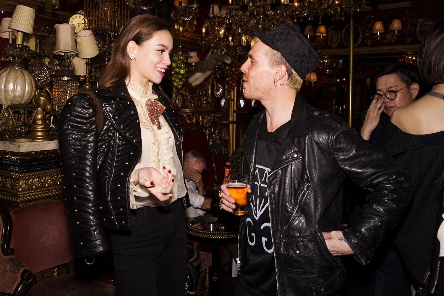 Ho Ngoc Ha tai du trien lam nghe thuat tai Nhat anh 6