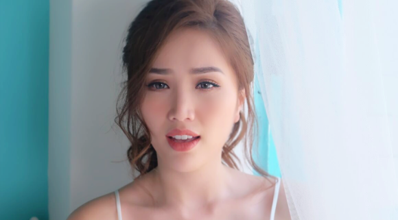 Bao Thy chi 500 trieu dong de quay MV o Malaysia hinh anh