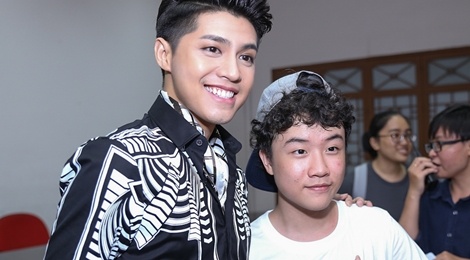 Huan luyen vien The Voice Kids hoi hop trong dem ban ket hinh anh