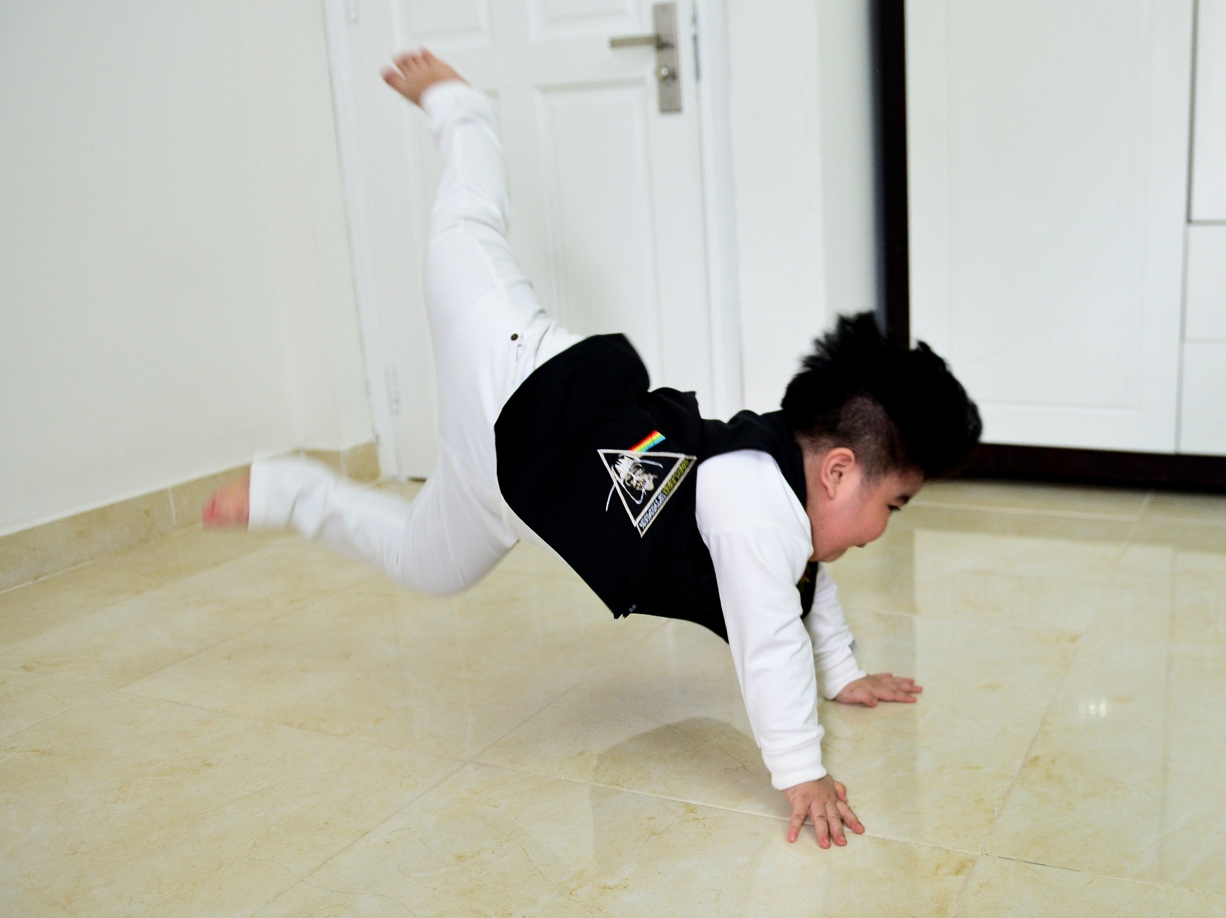 Cuoc song doi thuong cua than dong dien xuat Tin Tin anh 13