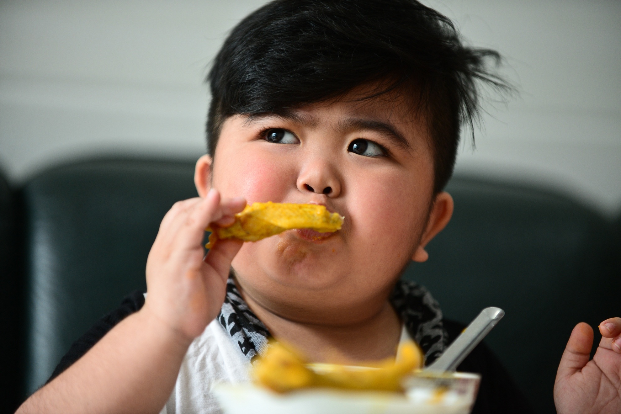 Cuoc song thieu tinh cha cua than dong Tin Tin hinh anh