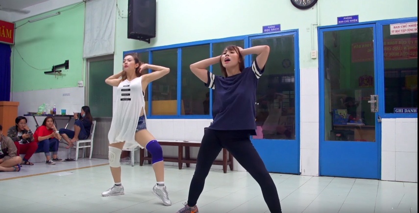 Minh Hang khoe phong ngu hoanh trang anh 7