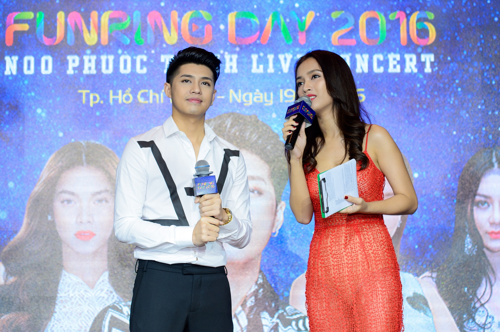 Live show ky niem 8 nam ca hat cua Noo Phuoc Thinh anh 3