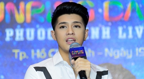Noo Phuoc Thinh lam live show san van dong sau 8 nam ca hat hinh anh