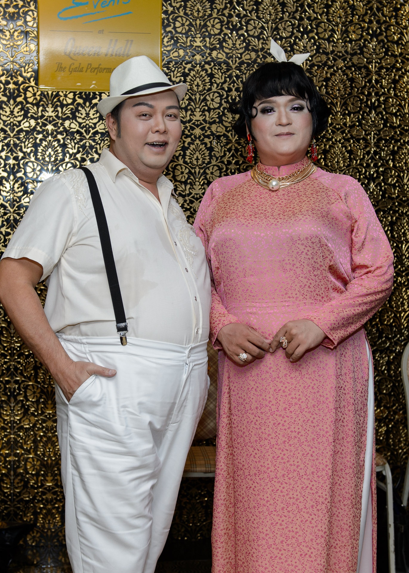 Dam Vinh Hung trang diem cho chong Cam Ly anh 11