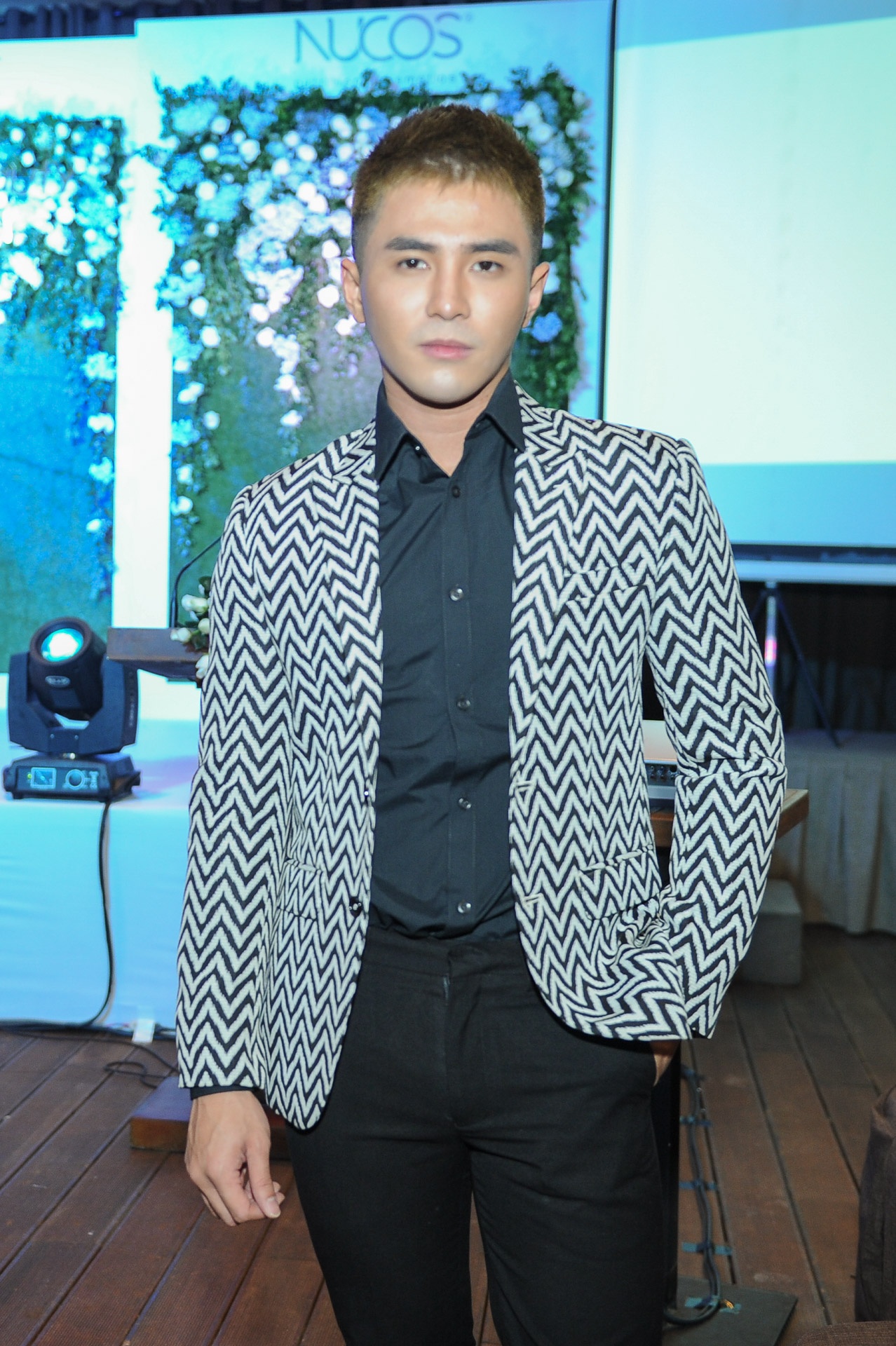 Lan Ngoc say sua xem Isaac bieu dien anh 7