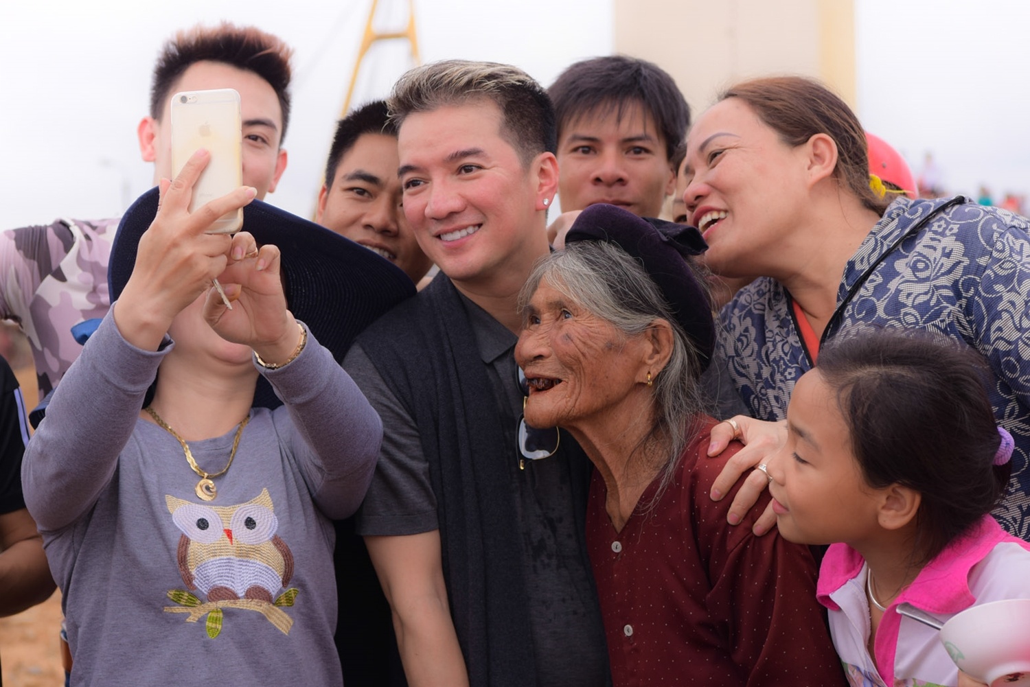 Dam Vinh Hung ve mien Trung tu thien anh 11