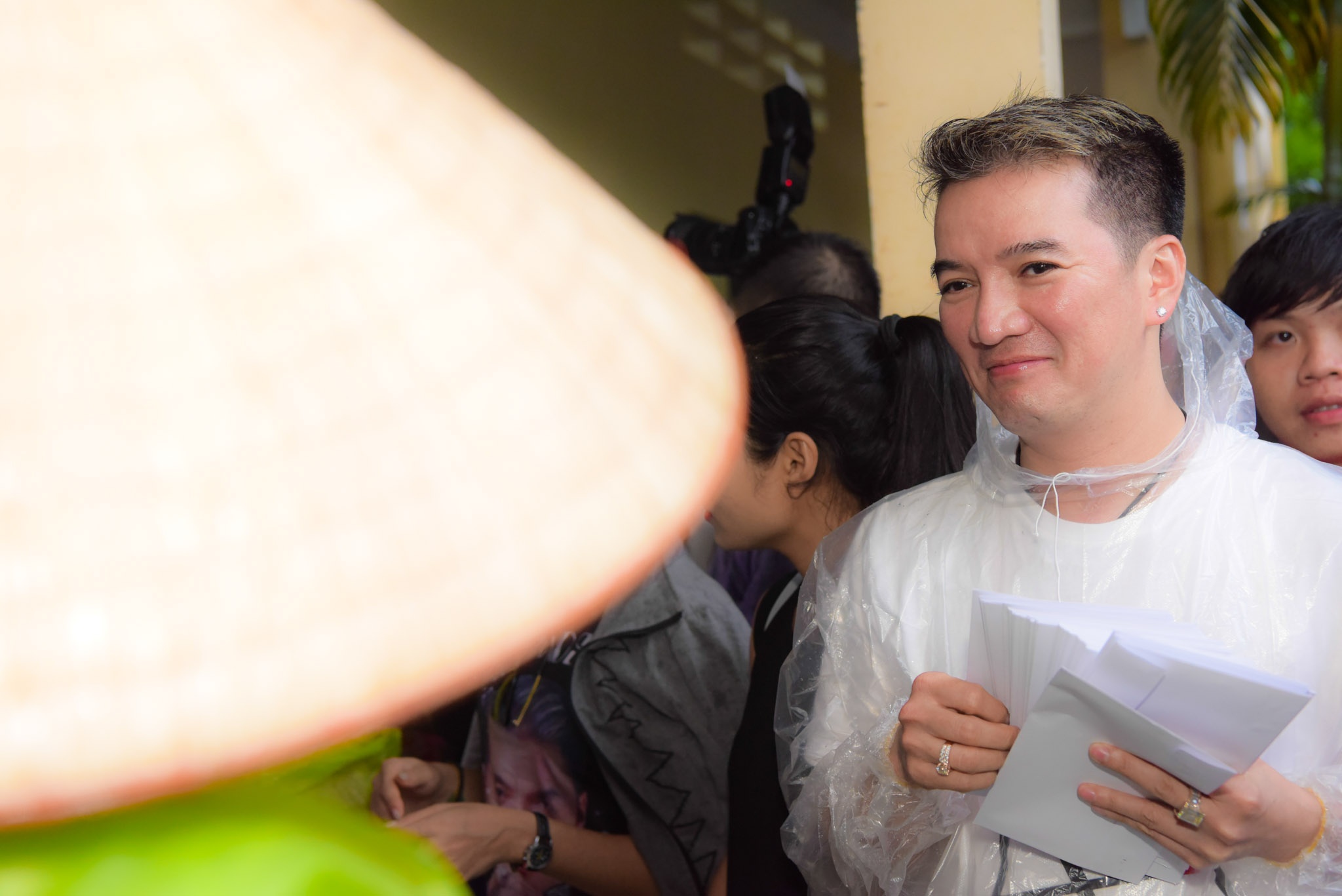 Dam Vinh Hung ve mien Trung tu thien anh 2