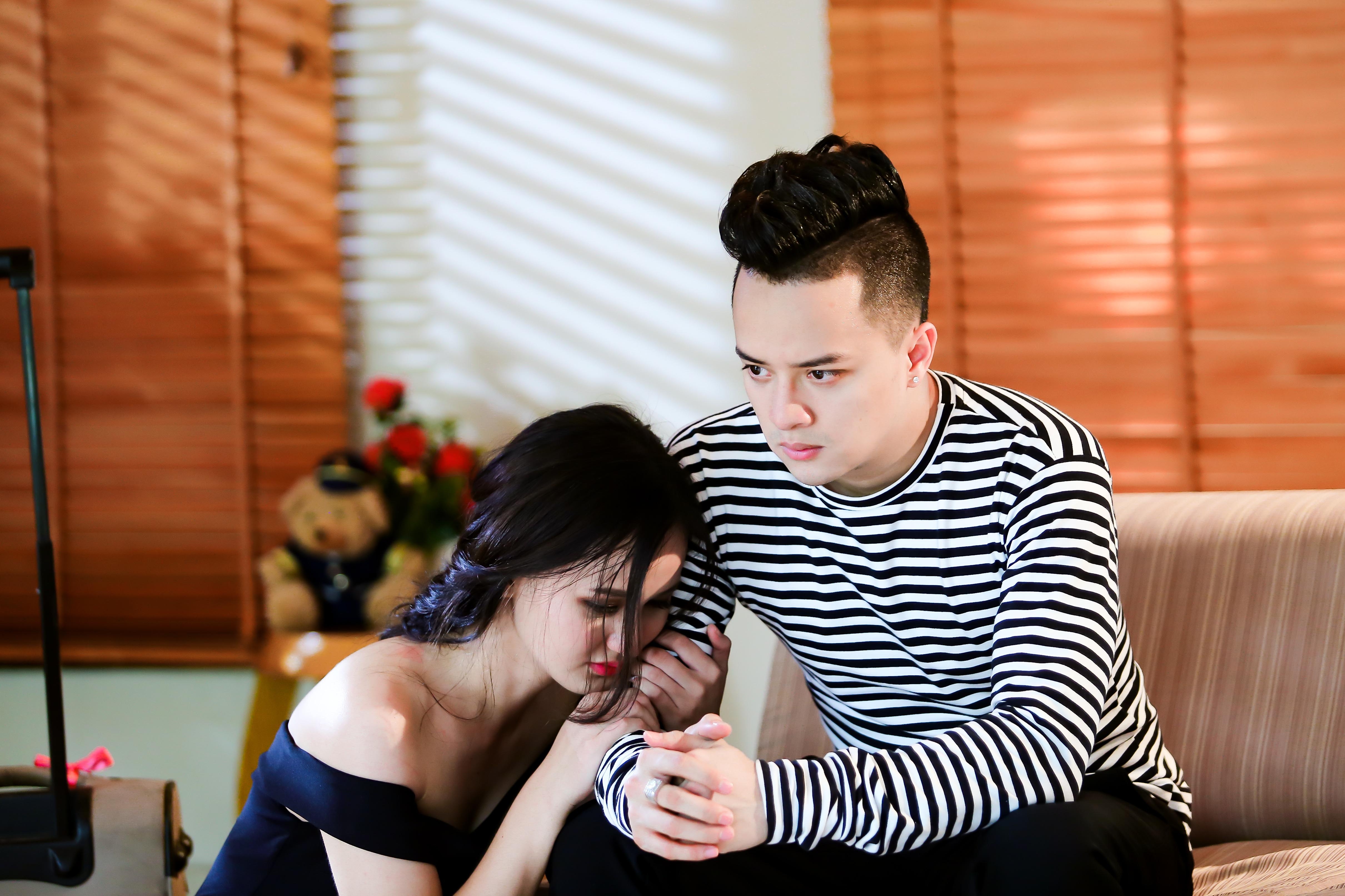 Cao Thái Sơn ra mắt MV mới ảnh 2 Cao Thai Son ra mat MV moi anh 2