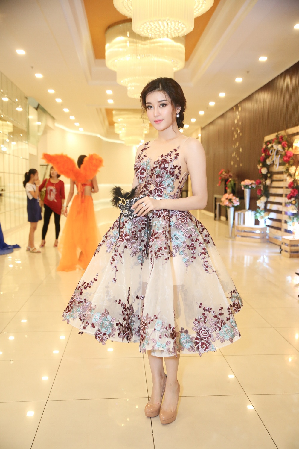 Sao Viet choi Haloween anh 1