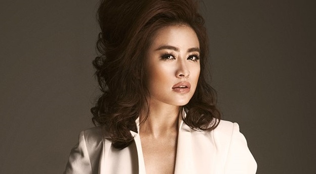 Hoang Thuy Linh lan dau co co hoi gianh giai Lan song xanh hinh anh