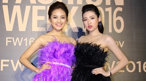 A hau Tu Anh do vai tran voi To Nhu hinh anh