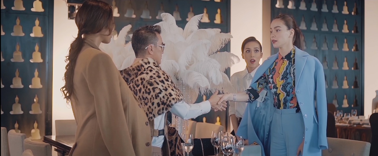 Dan sao Viet dong phim ngan cho Ho Ngoc Ha anh 1