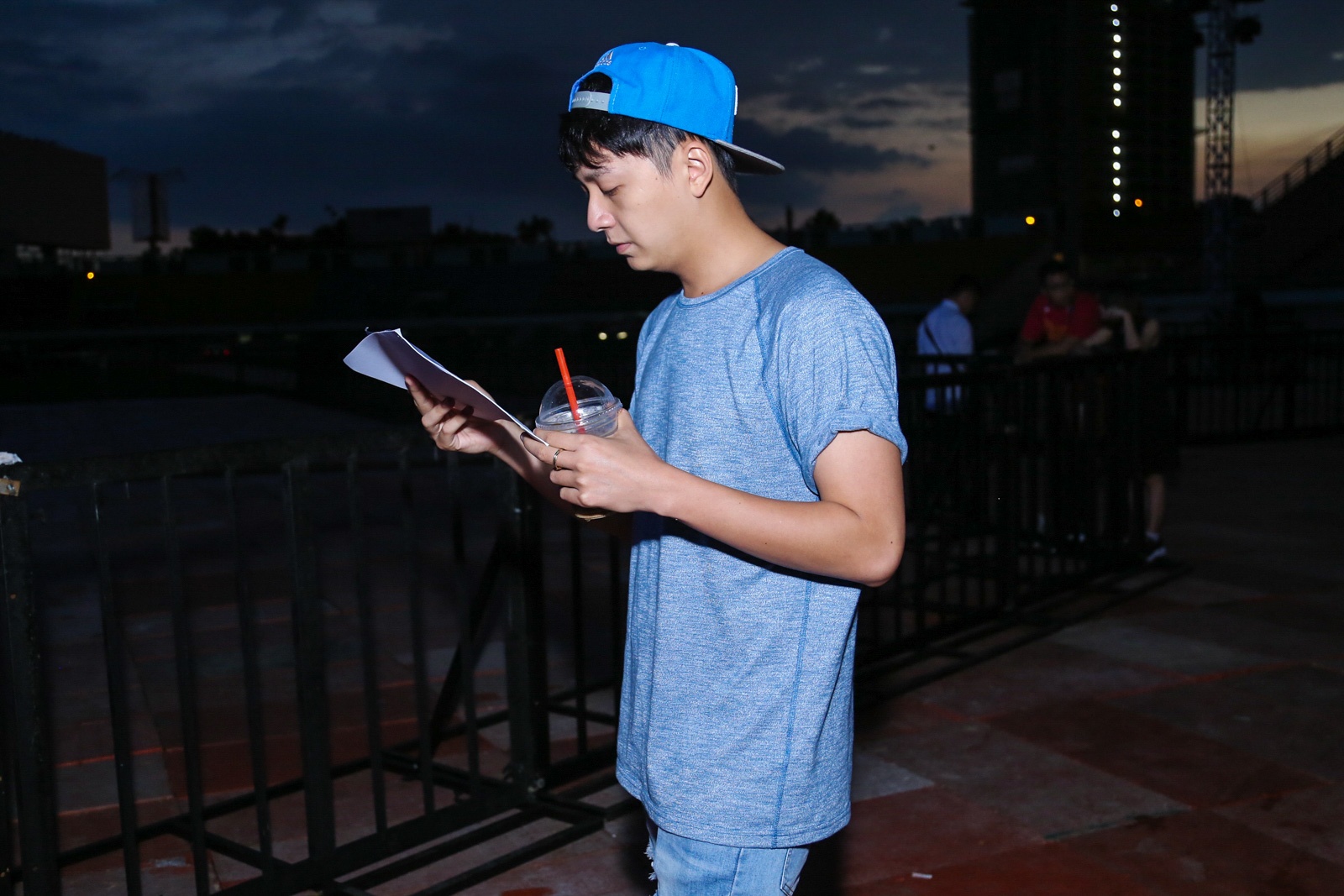 Tong duyet live show Noo Phuoc Thinh anh 2