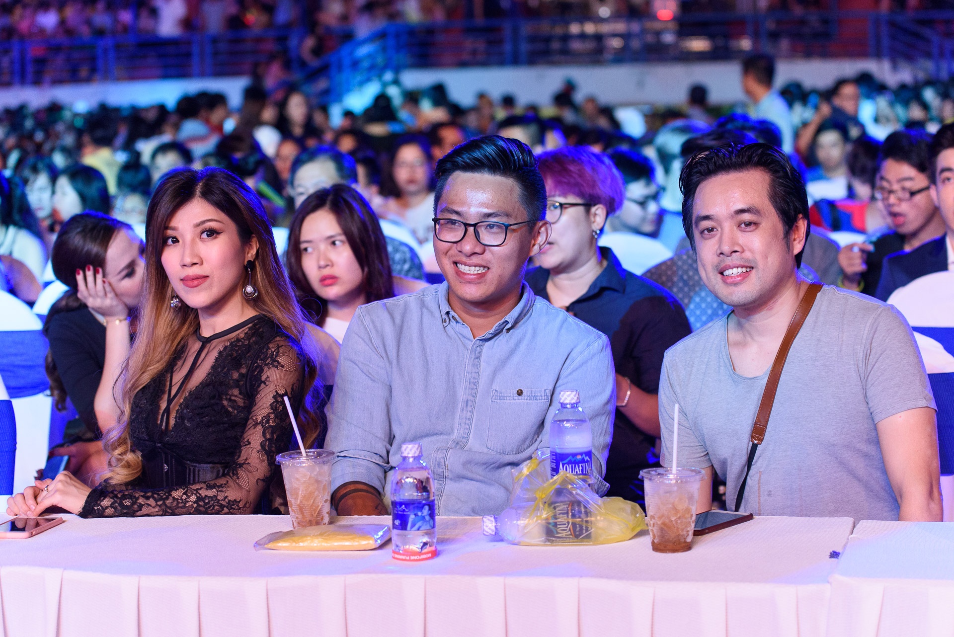 Dan sao xem live show Noo Phuoc Thinh anh 6