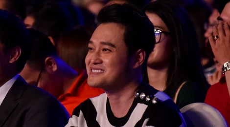 Sao Viet gian di den xem live show Noo Phuoc Thinh hinh anh