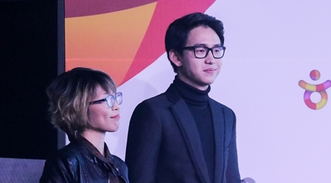 MC Viet moi dien vien 'Hau due mat troi' an banh trang tron hinh anh