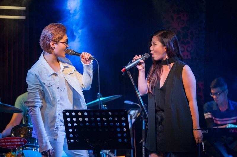 Dam Vinh Hung chuc mung minishow Vicky Nhung anh 6