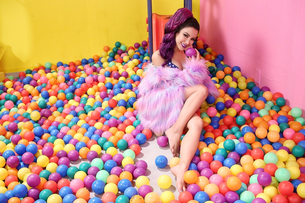 Diêp Lâm Anh ra mắt MV Shake It ảnh 6 Diep Lam Anh ra mat MV Shake It anh 6