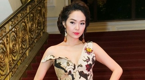 Minh Hang to nha san xuat phim 1.100 tap loi dung ten tuoi hinh anh