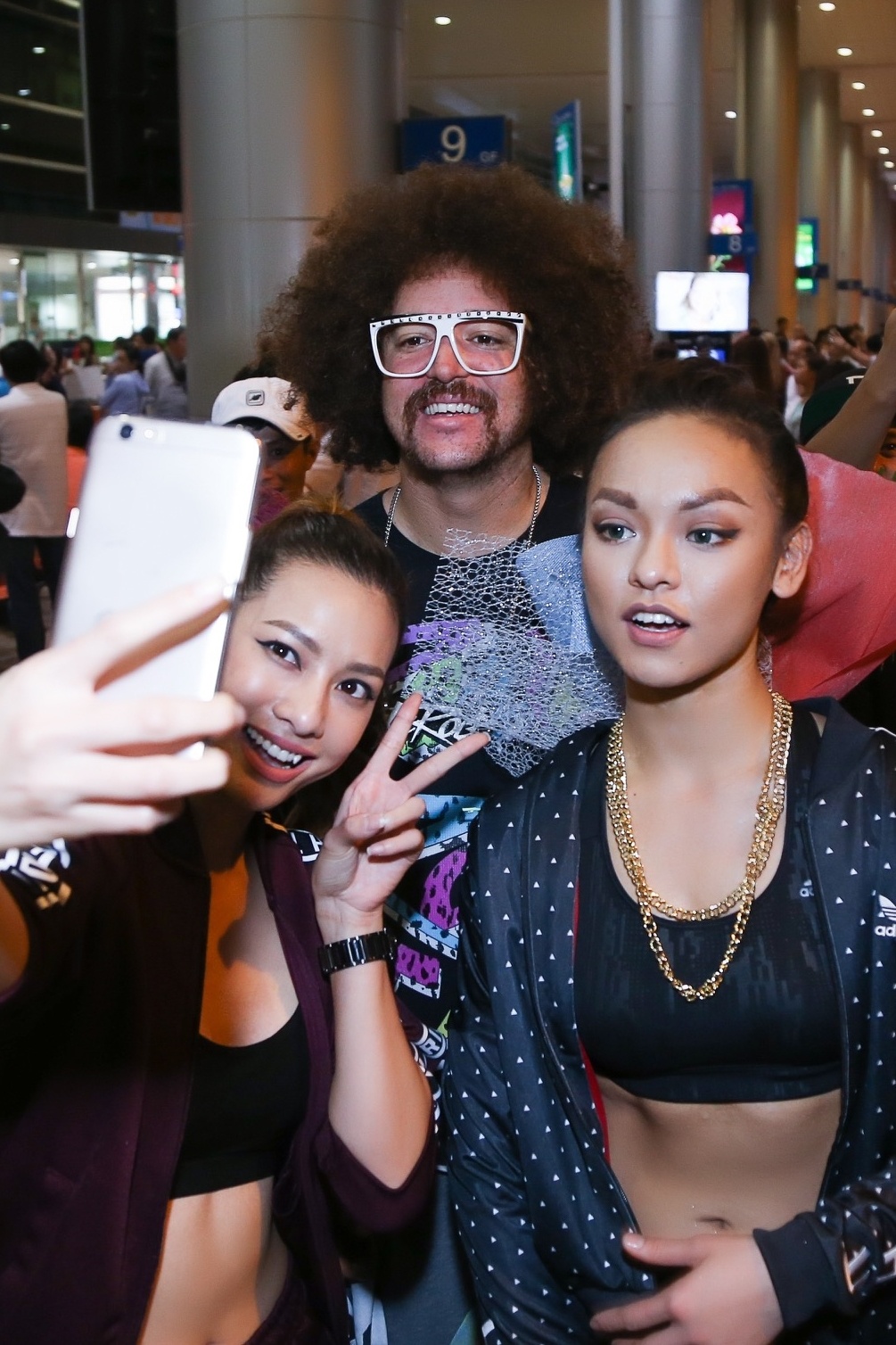 Lilly Nguyen,  Mai Ngo dien croptop don sao USUK anh 6