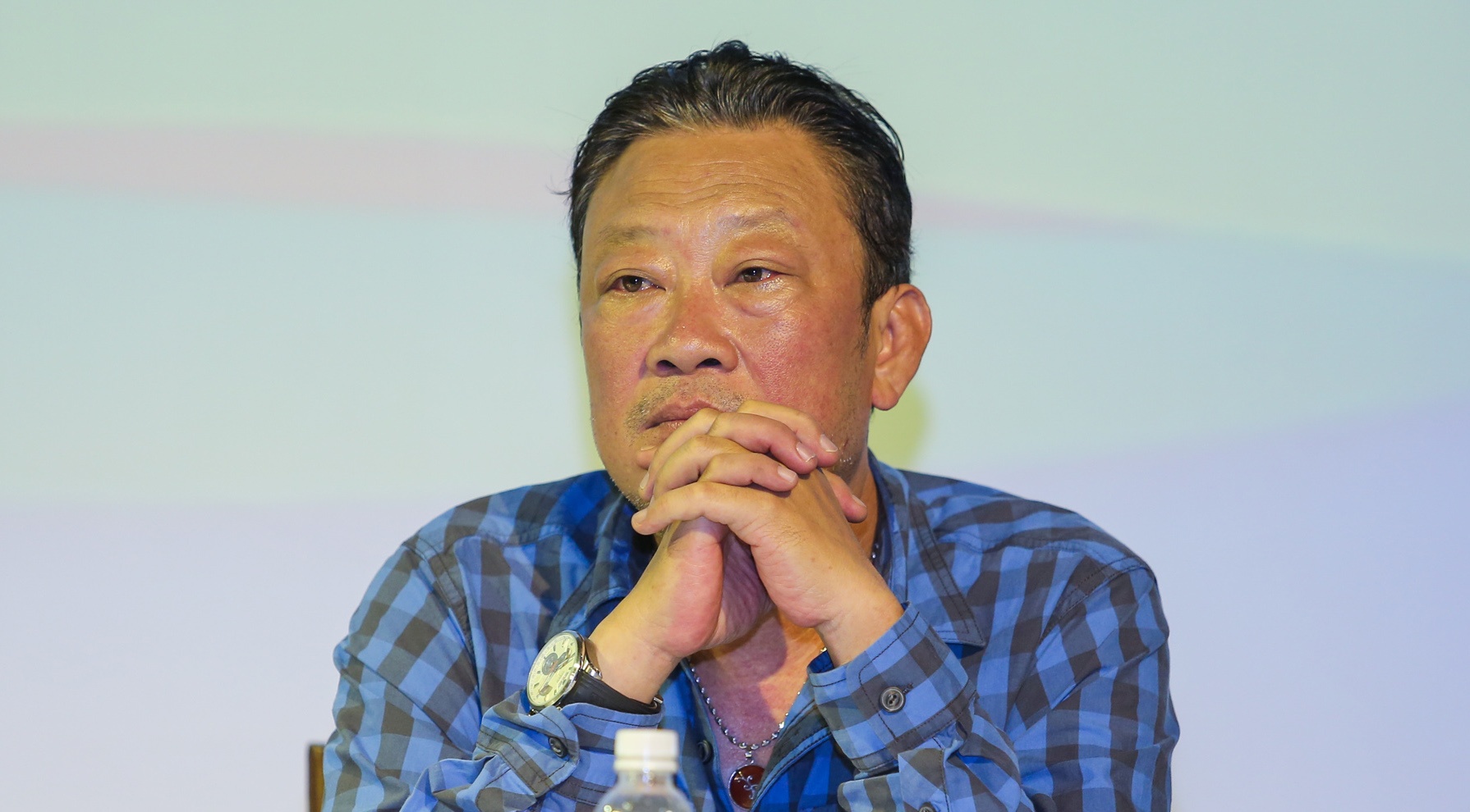 Bao ve quyen nghe si Viet Nam tren mang xa hoi hinh anh