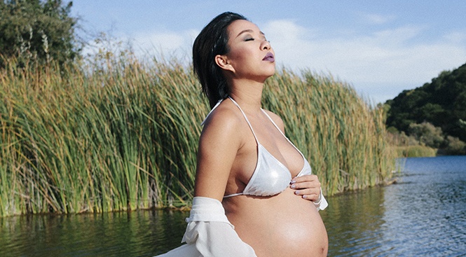 Thao Trang Idol sinh con trai tai My hinh anh