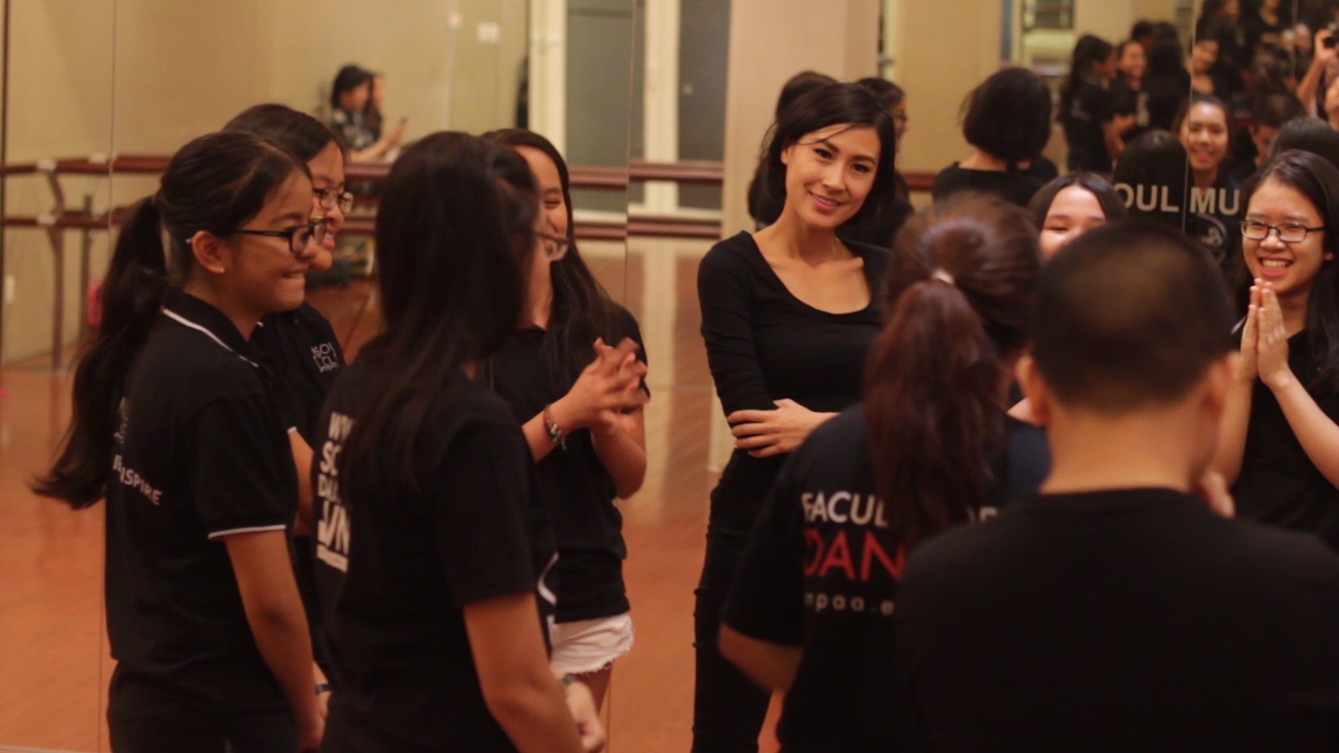 Kathy Uyen,  Thanh Bui va Soul Club ra mat chien dich  A Little Love anh 2