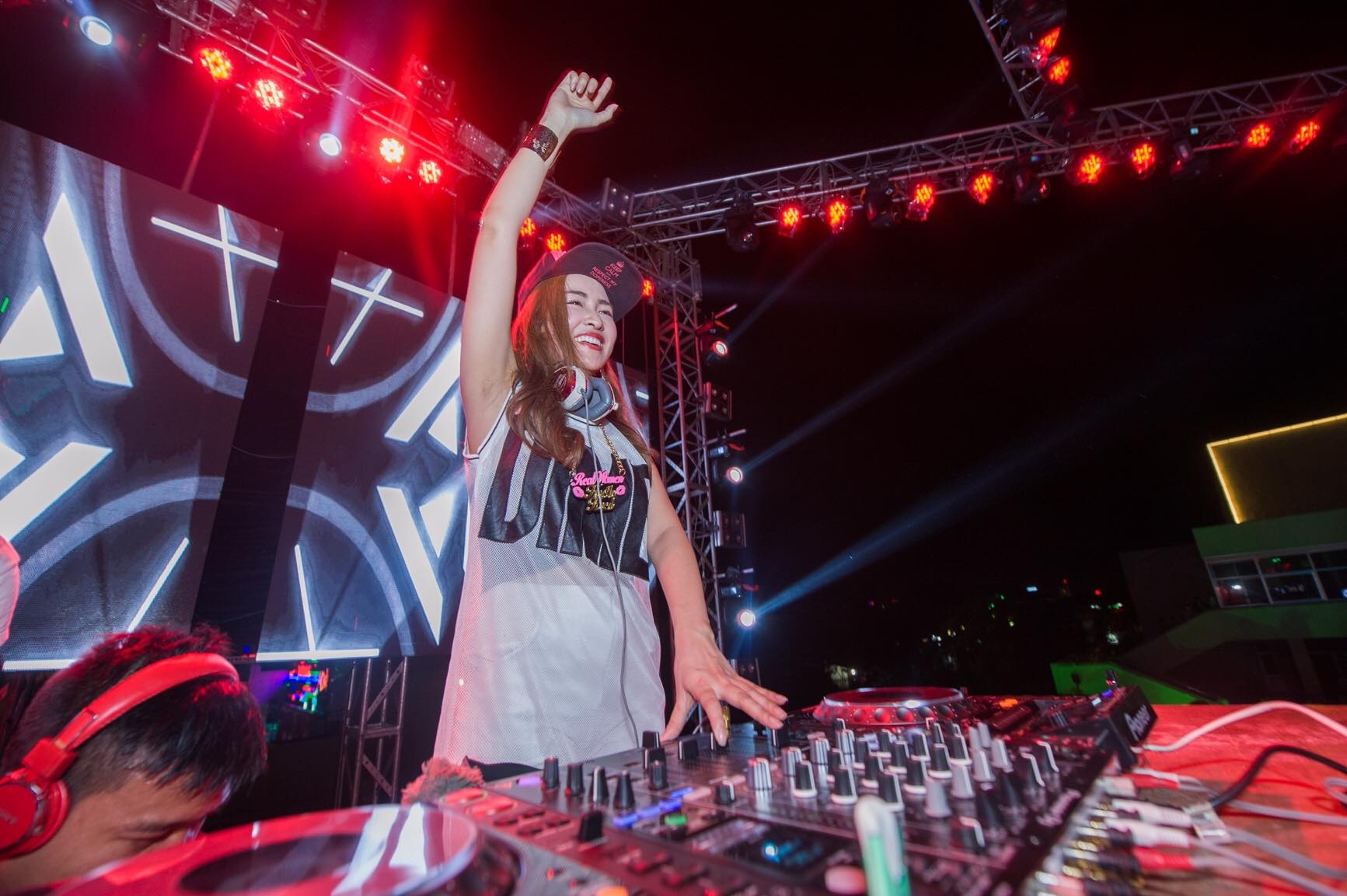 DJ Trang Moon từng từ chối lời yêu của đại gia ảnh 3 DJ Trang Moon tung tu choi loi yeu cua dai gia anh 3