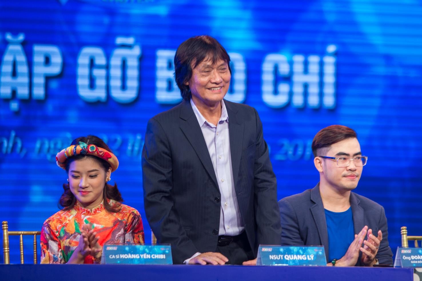 Nhung hinh anh khoe manh cuoi doi cua NSUT Quang Ly anh 2