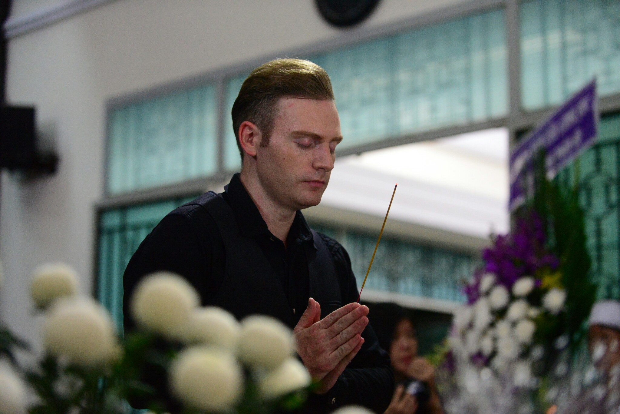 Nghe si vieng NSUT Quang Ly anh 8