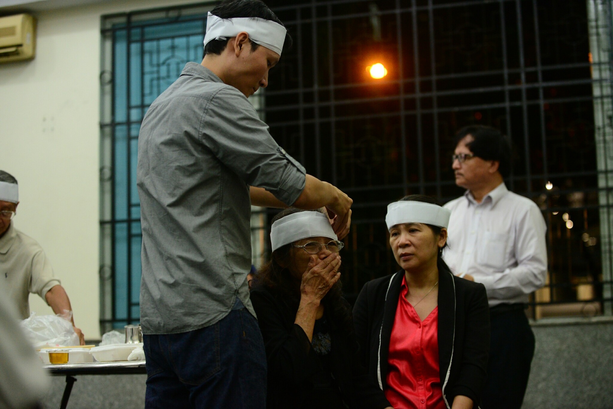 Nghe si vieng NSUT Quang Ly anh 9