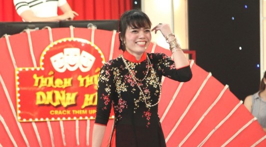 Thi sinh thang 100 trieu: 'Chong cam di dien nhu Le Thi Dan' hinh anh