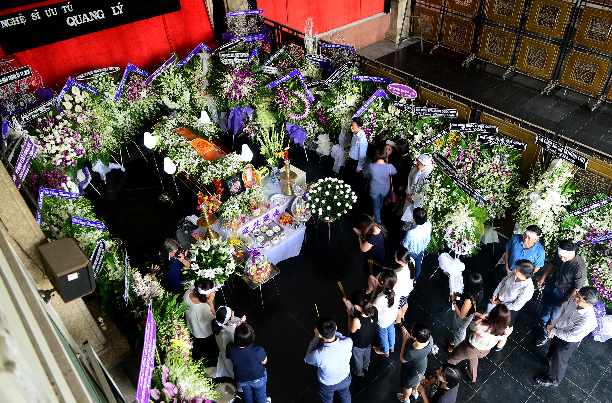 Con gai ve nuoc chiu tang NSUT Quang Ly anh 8