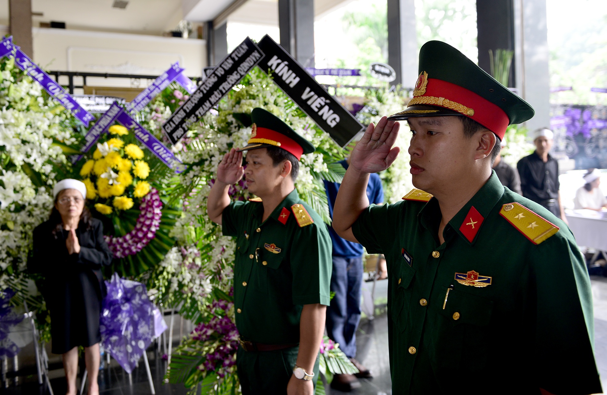 Con gai ve nuoc chiu tang NSUT Quang Ly anh 9