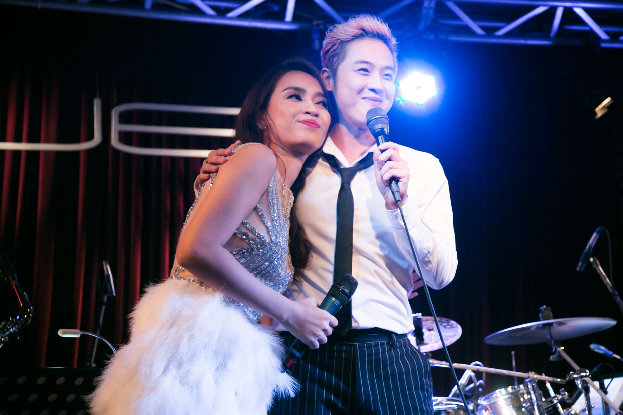 Dan sao Viet ru nhau di xem dem nhac Ai Phuong anh 11