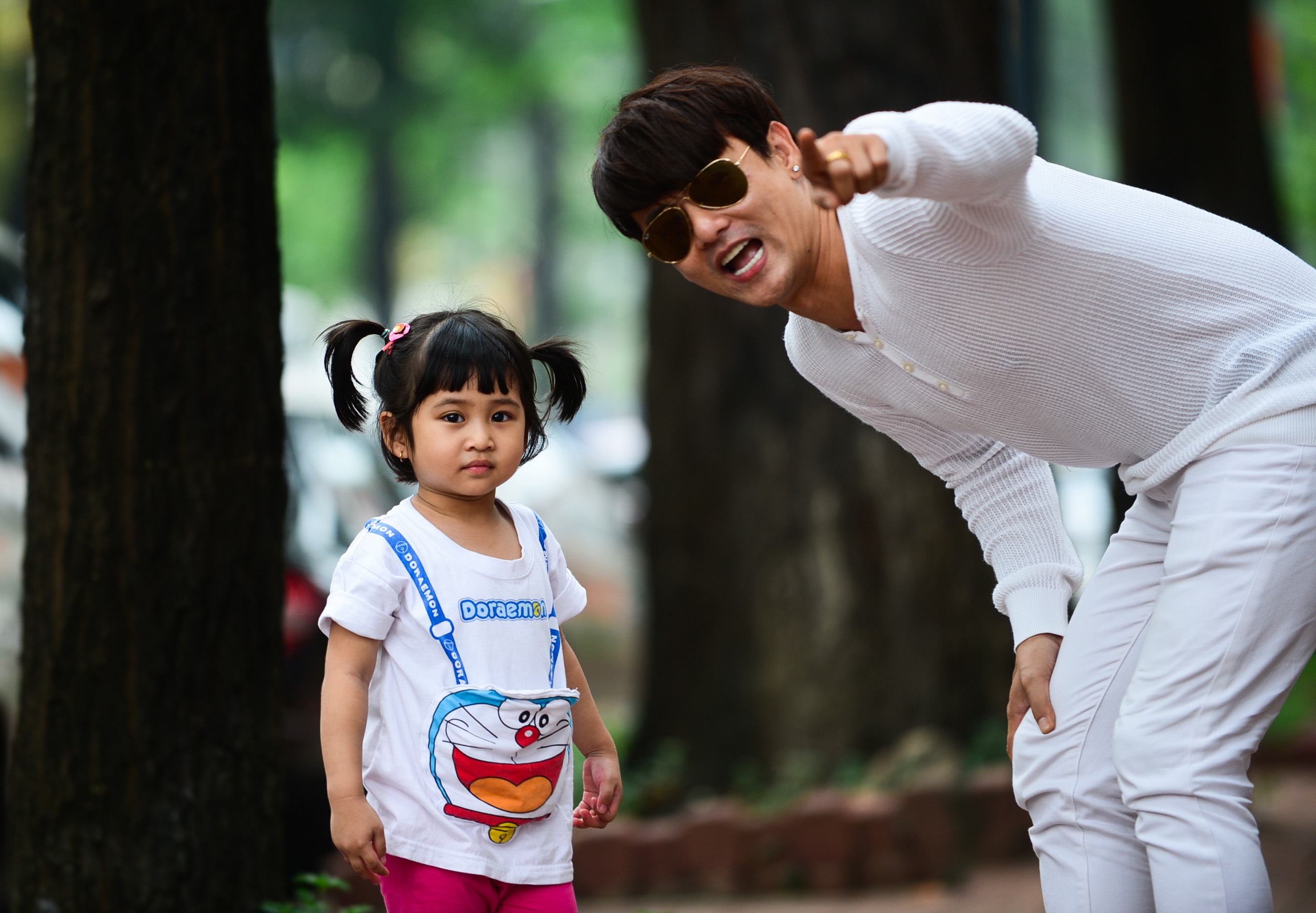 Ung Dai Ve va con gai di cong vien anh 6