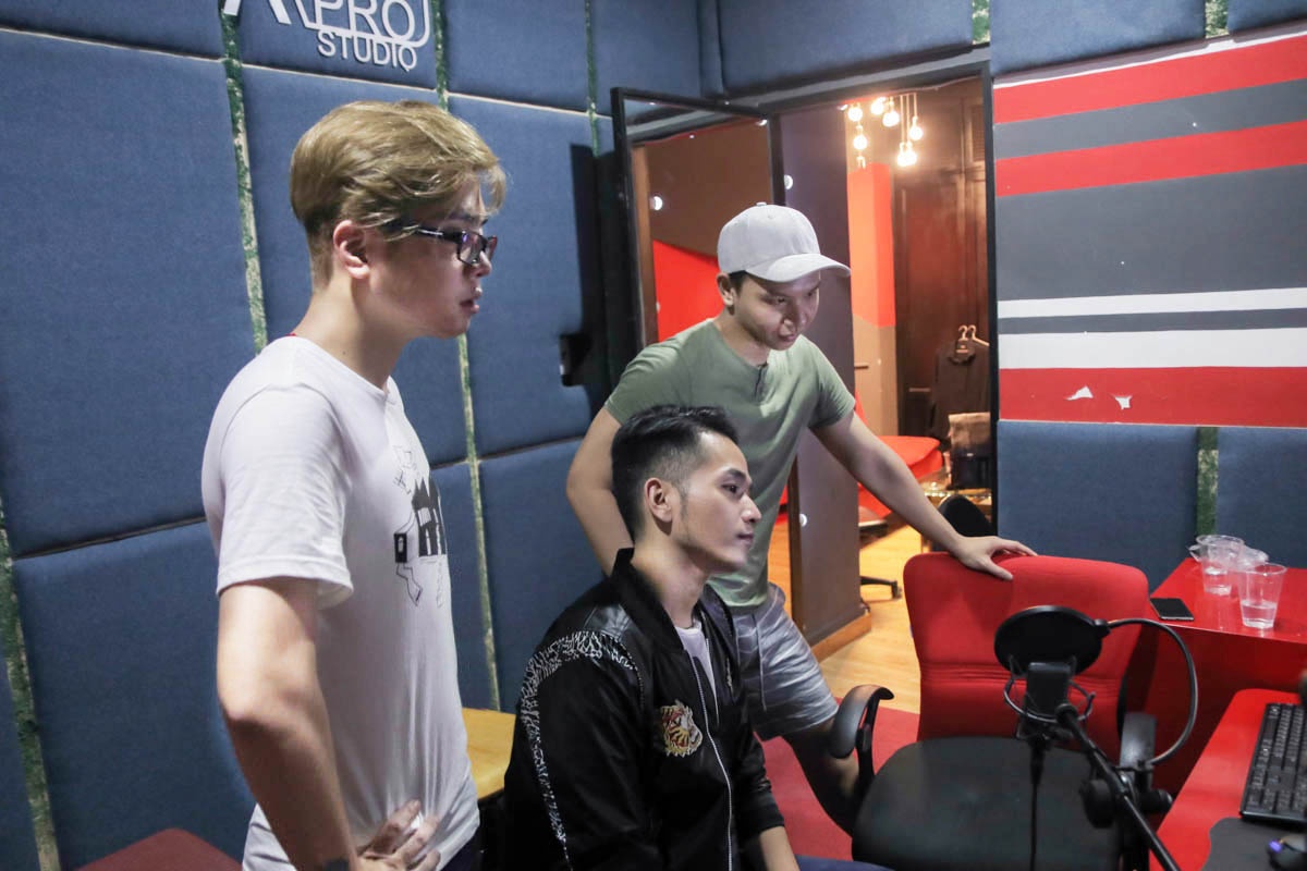 Chi Pu ket hop cung Hoang Thuy Linh anh 8