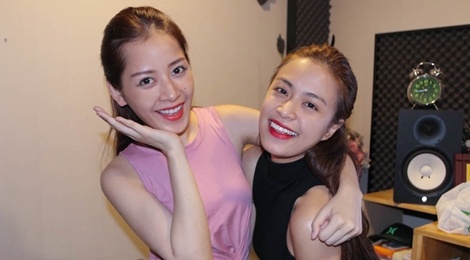 Chi Pu lan dau song ca cung Hoang Thuy Linh hinh anh