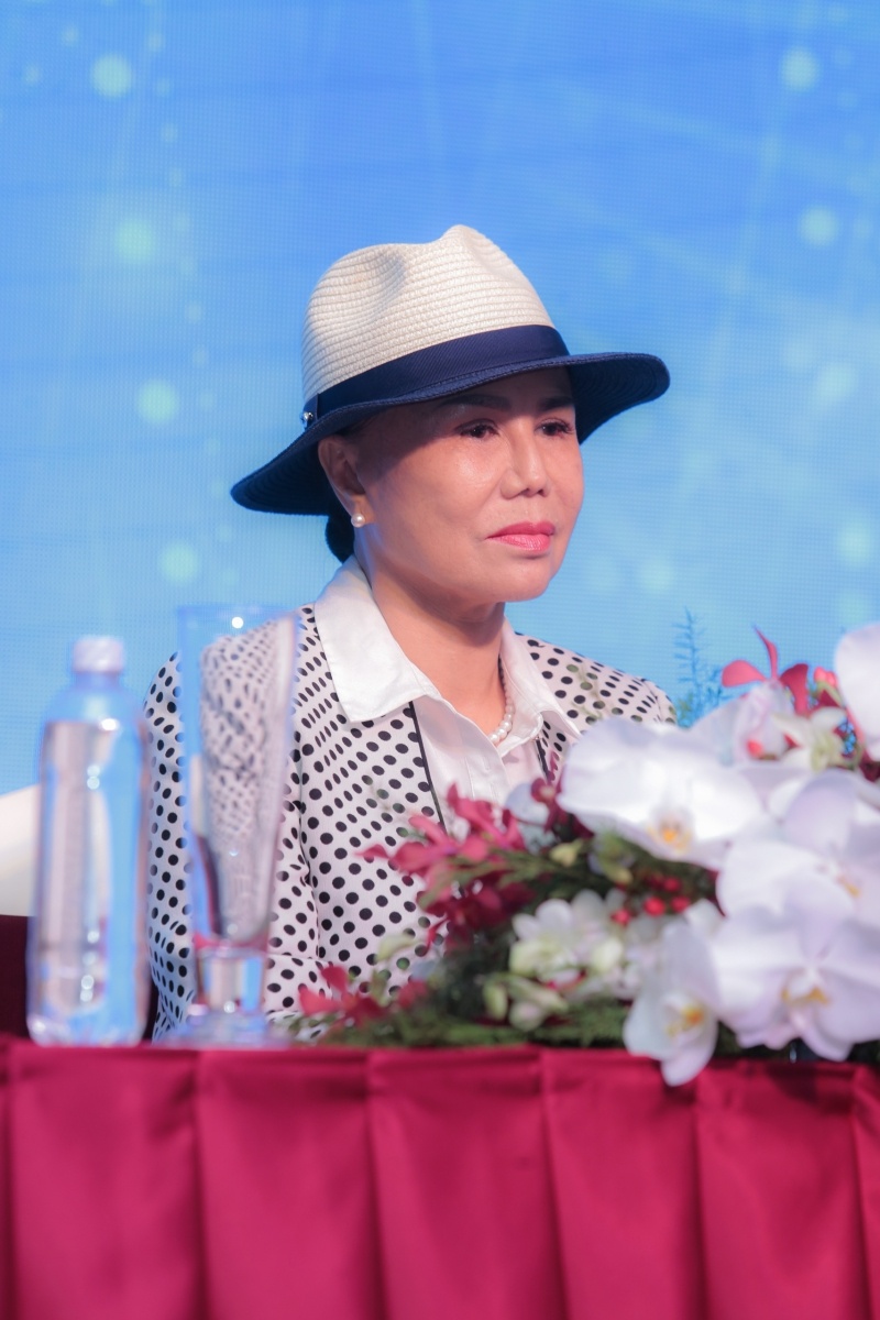 Live show dau tien cua Thanh Tuyen tai Sai Gon anh 1