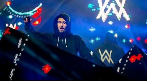 Dem nhac cua Alan Walker tai TP.HCM lien tuc gap su co hinh anh