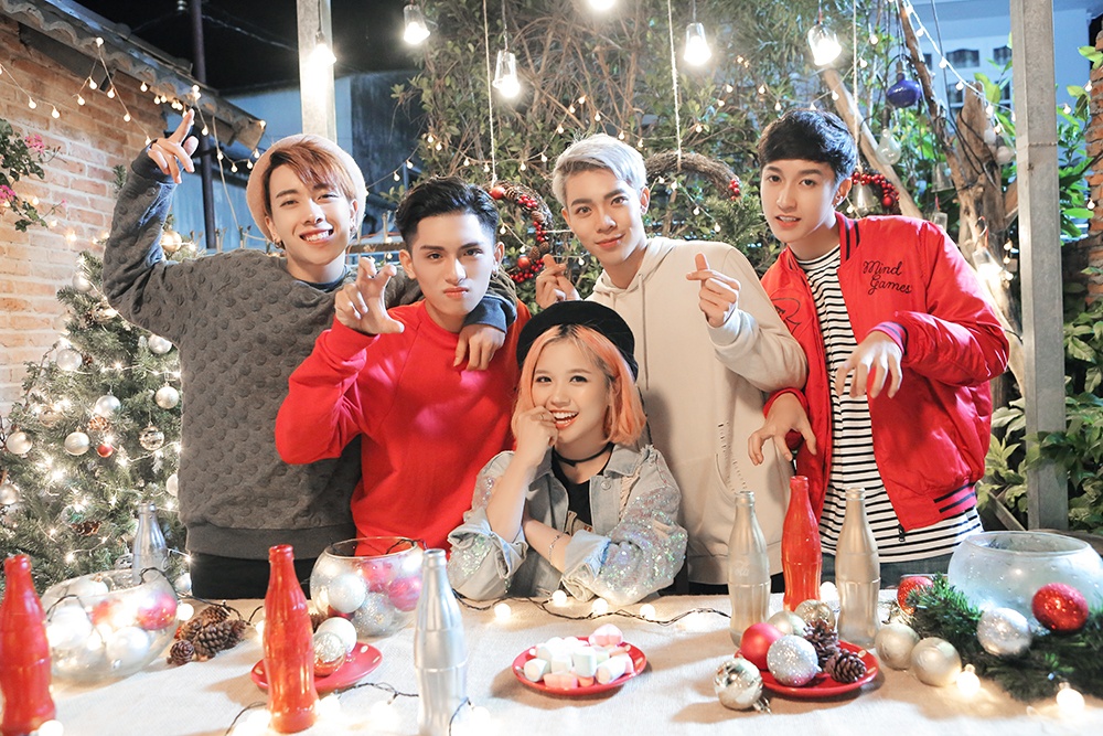 Doan The Lan ket hop voi Monstar va Suni Ha Linh trong MV moi anh 1