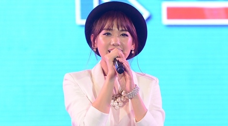 Hari Won chay show du can ke ngay cuoi Tran Thanh hinh anh