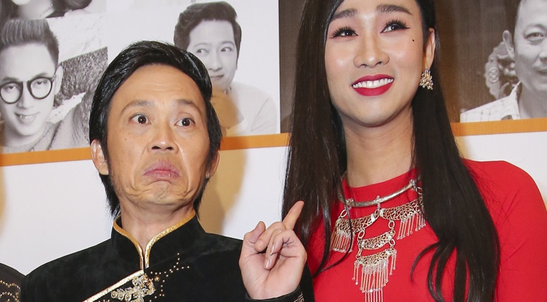 Hoai Linh di dom tao dang tren tham do su kien hinh anh