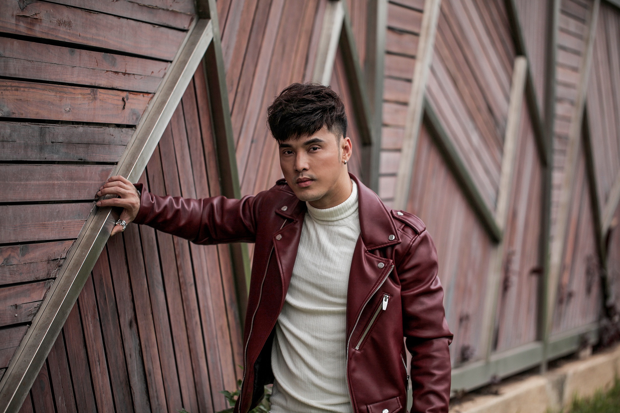 Ung Hoang Phuc ket hop Duong Khac Linh ra CD Nonstop anh 1