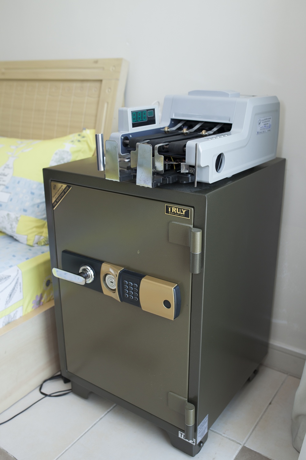 Cuộc sống một mình của Chí Tài tại Việt Nam ảnh 4 Cuoc song mot minh cua Chi Tai tai Viet Nam anh 4